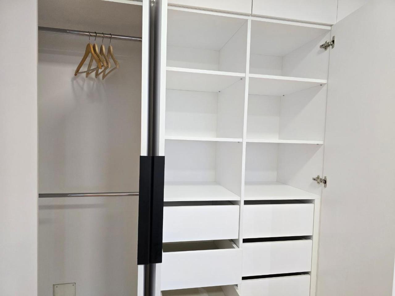 Refugiu Urban Appartement Chişinǎu Buitenkant foto